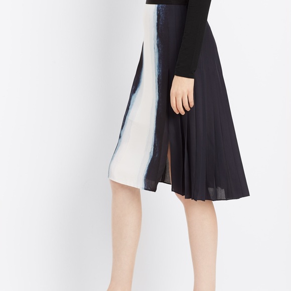 Vince Vertical Tie Dye Pleated Skirt - Picture 6 of 8